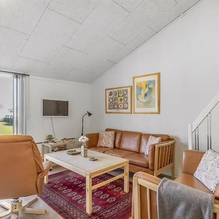 Eilika - 100m From The Sea By Interhome *